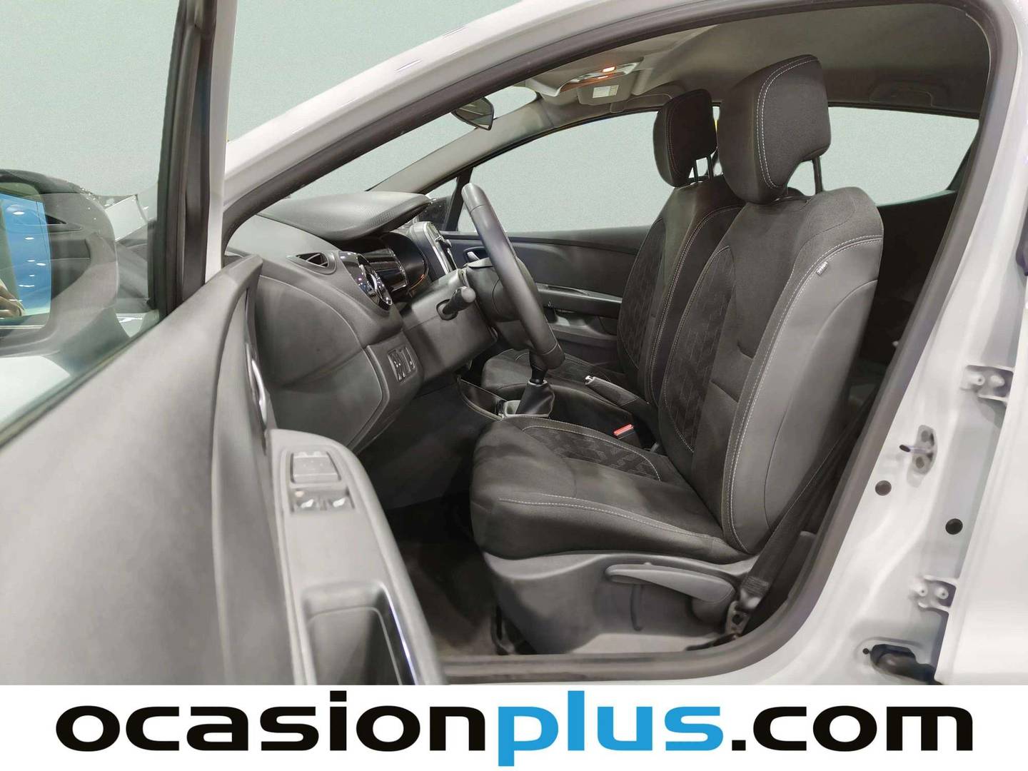 Foto asientos delanteros Renault Clio Renault Clio Limited dCi (75 CV)