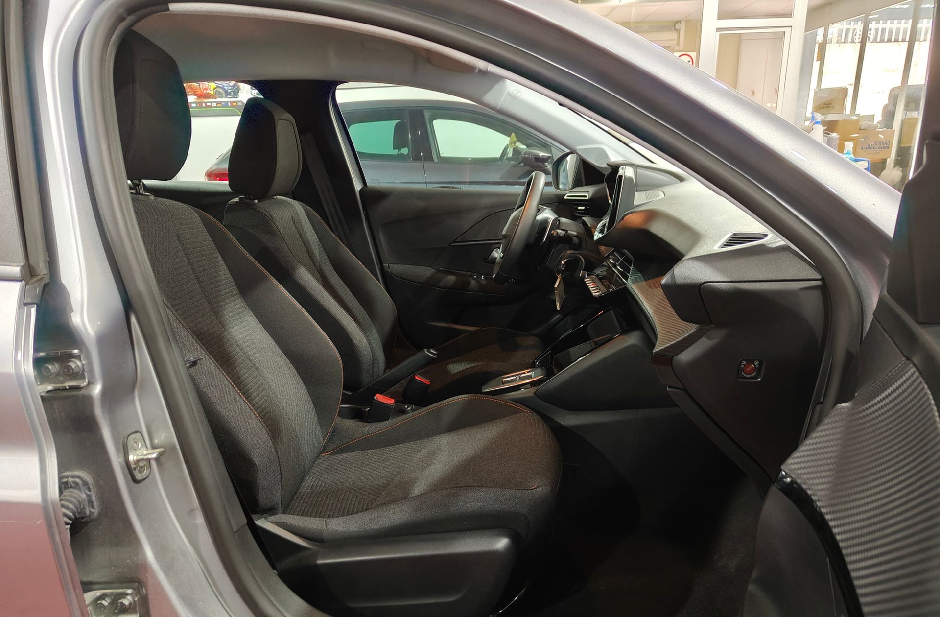 Peugeot 208 Style Hybrid 110 eDCS6 - foto 20