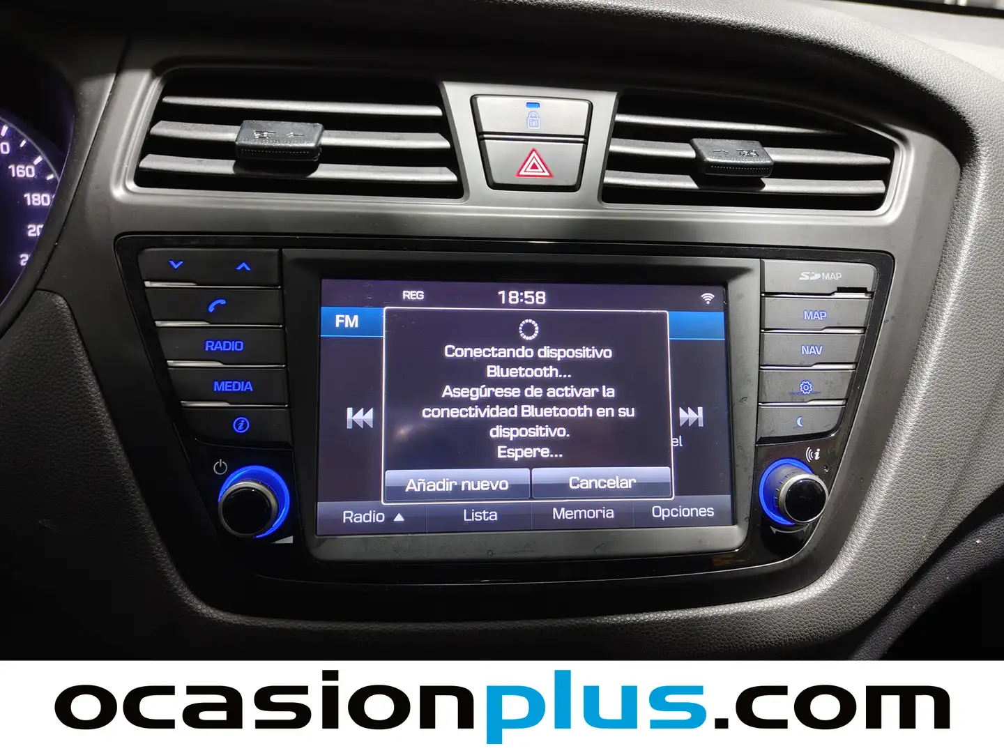 Foto Hyundai i20 Hyundai i20 1.2 MPI Link (84 CV)