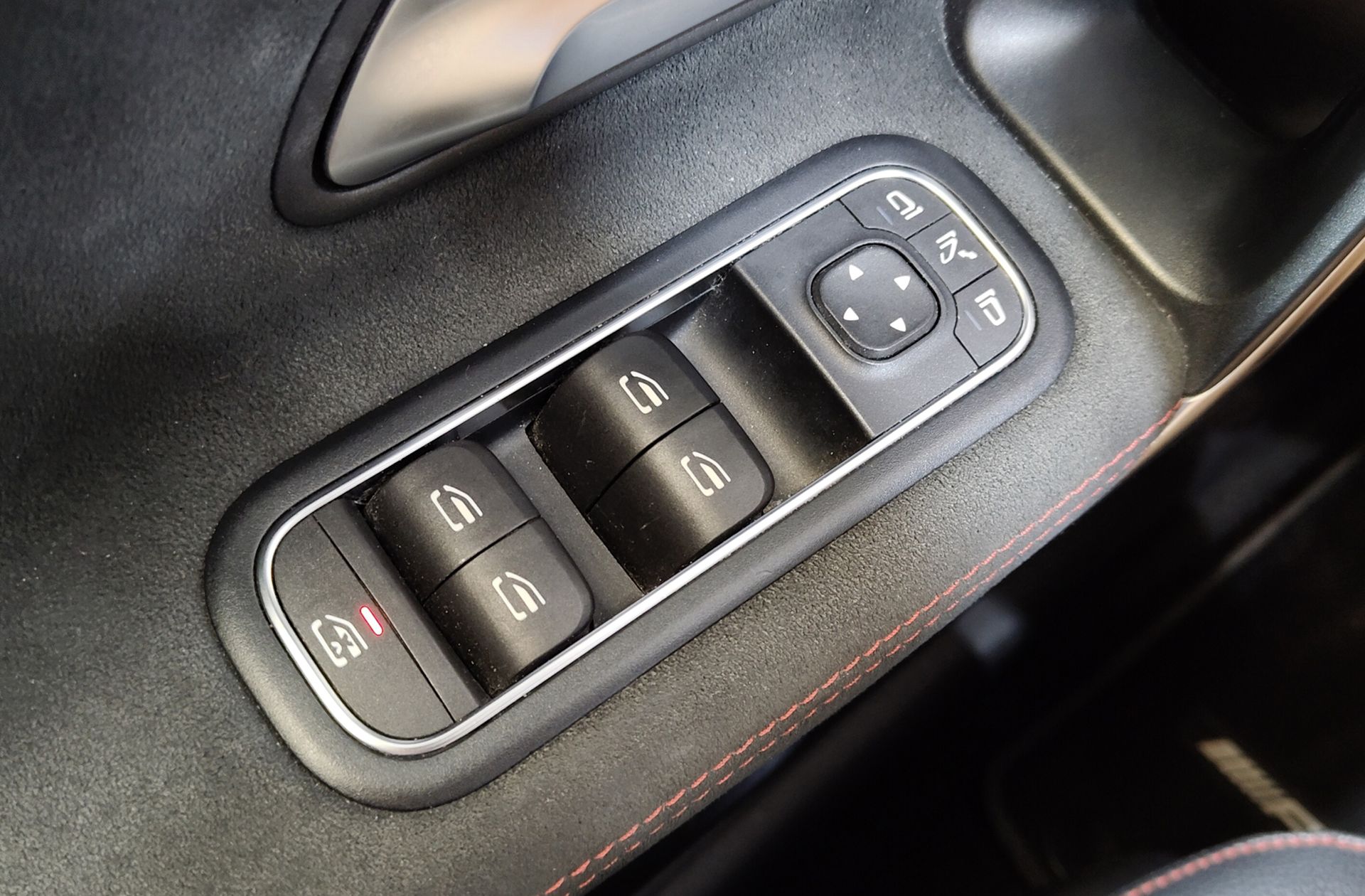 Mercedes-Benz Clase A 180 Paquete AMG - foto 43