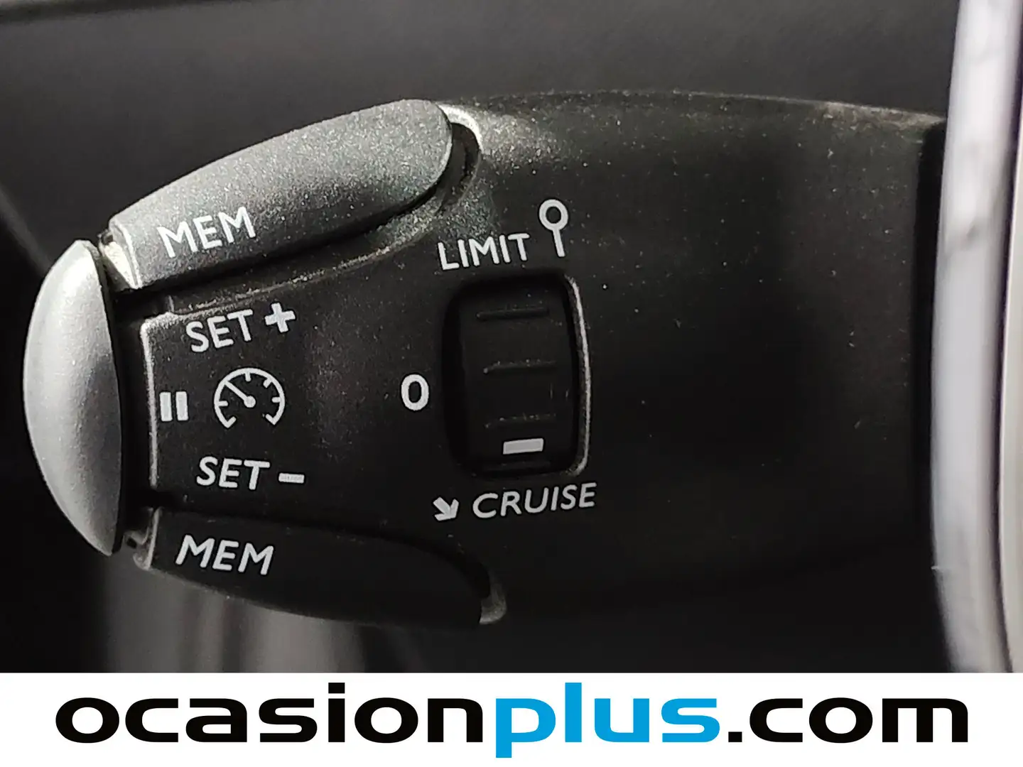 Foto Peugeot 208 Peugeot 208 PureTech 100 Allure (100 CV)