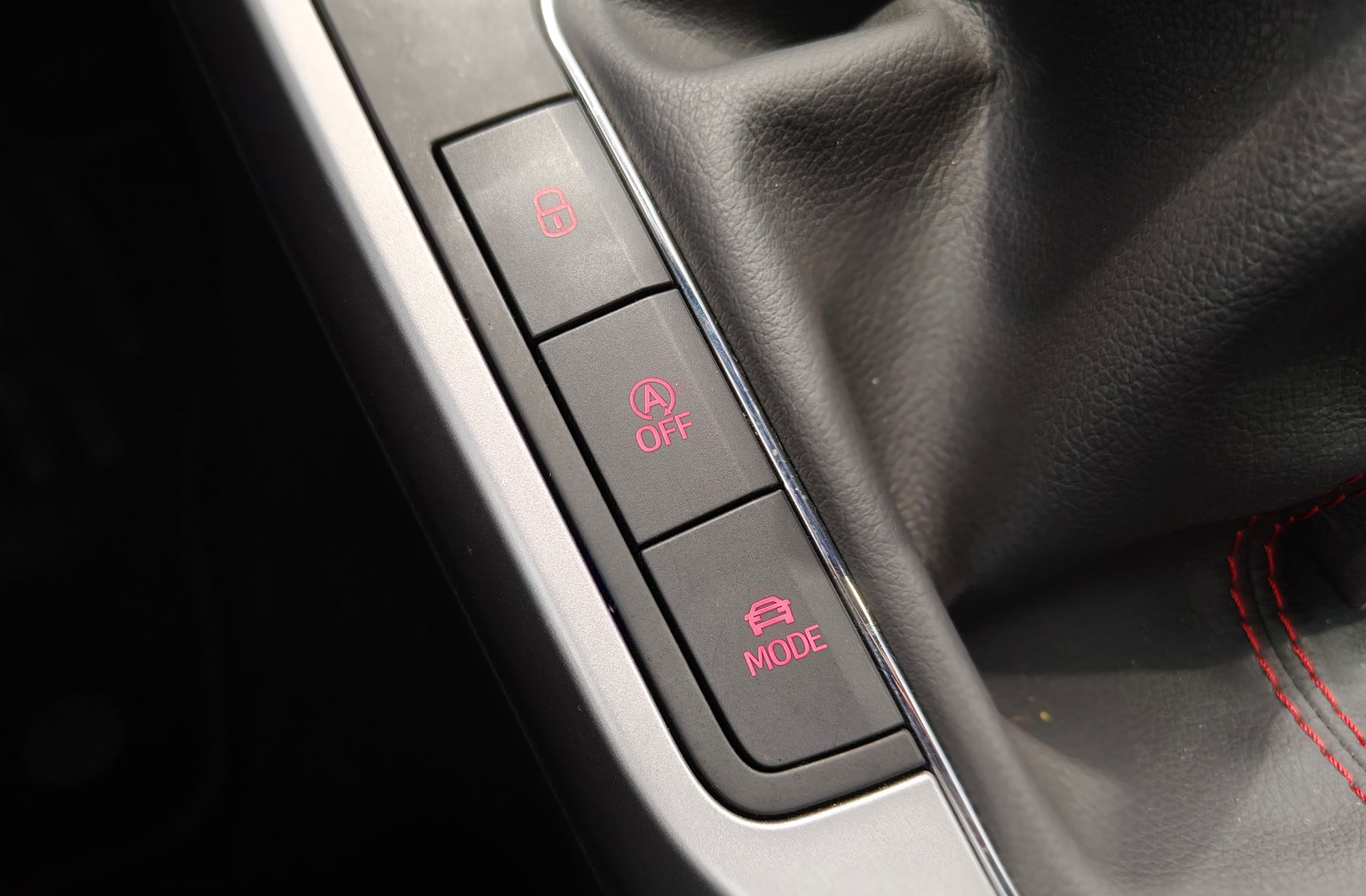 SEAT Arona 1.0 TSI Ecomotive FR Edition - foto 41