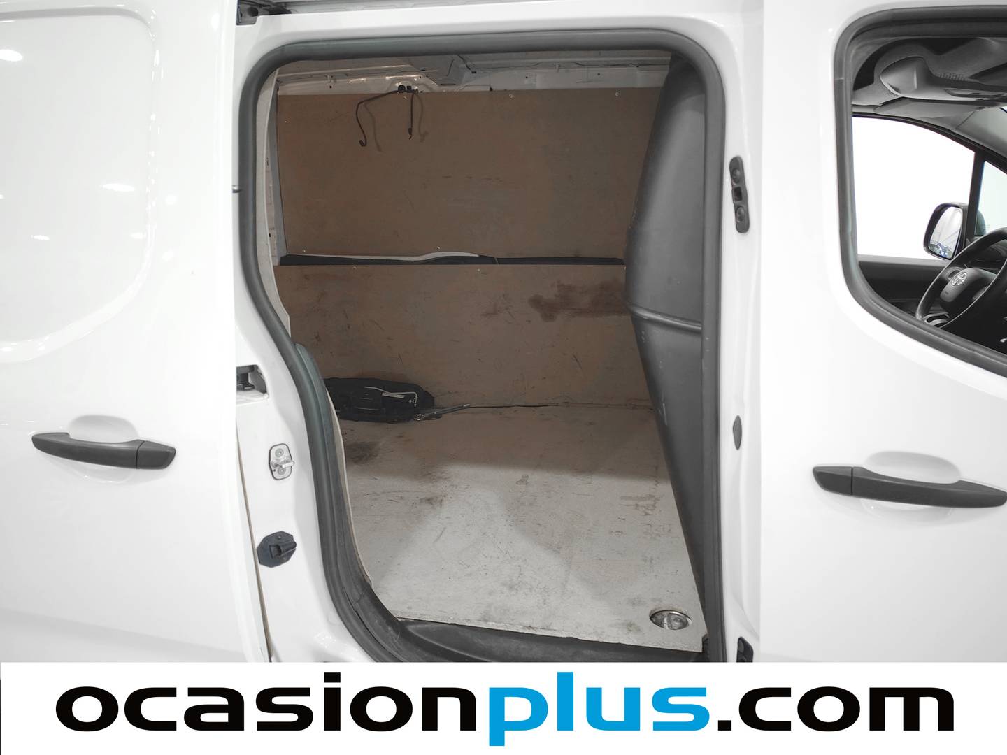 Foto asientos delanteros Toyota Proace City Toyota Proace City 1.5D GX 650kg (102 CV)