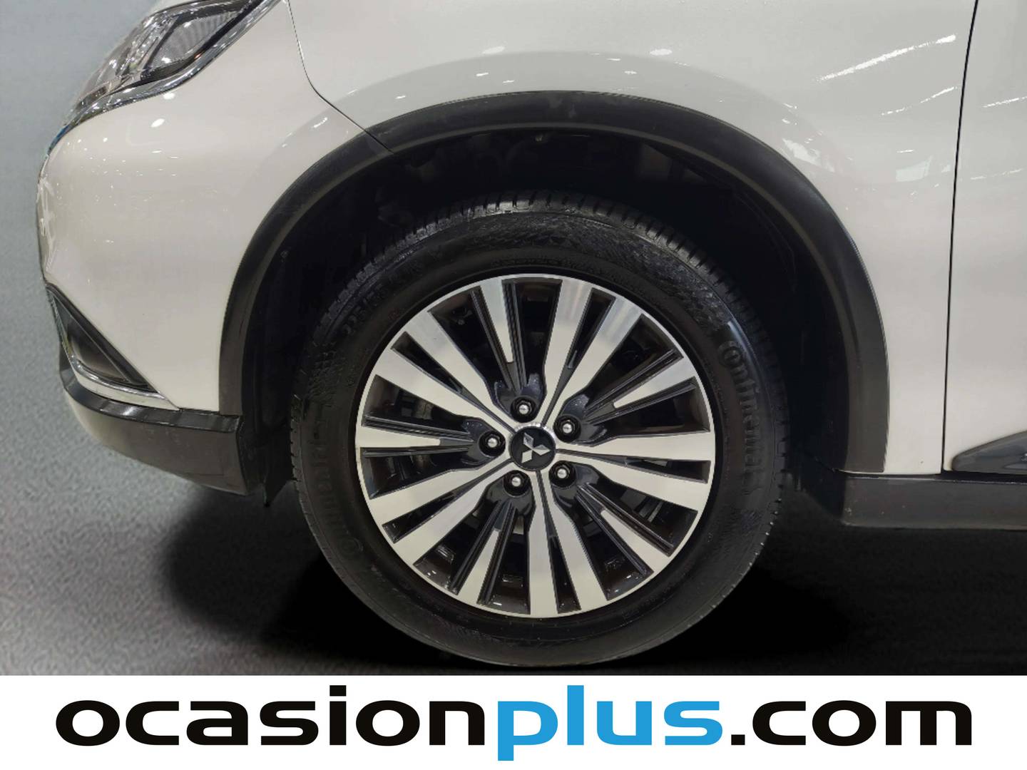 Foto Mitsubishi Outlander Mitsubishi Outlander 200 MPI Motion 2WD CVT (150 CV) 7 Plazas