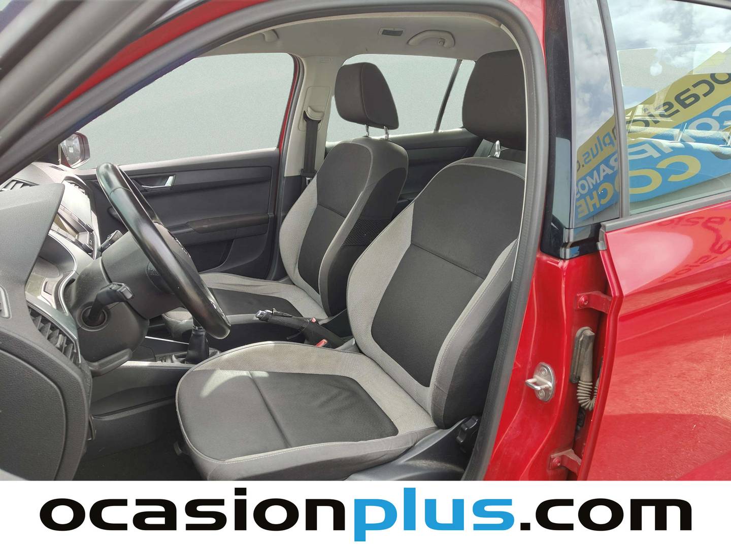 Foto asientos delanteros Skoda Fabia Skoda Fabia 1.0 MPI Ambition (75 CV)