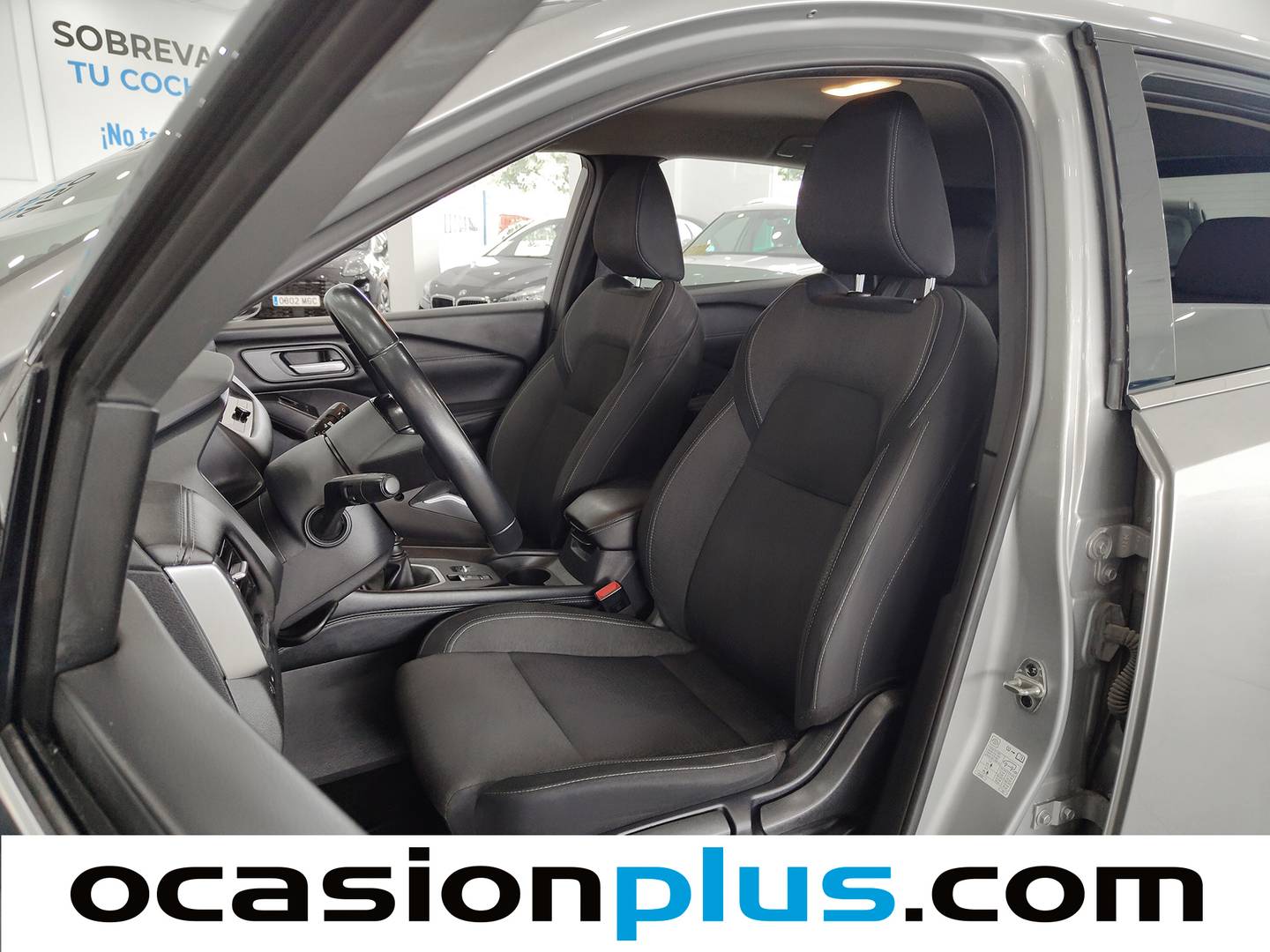 Foto asientos delanteros Nissan QASHQAI Nissan Qashqai DIG-T 140 N-Connecta (140 CV)