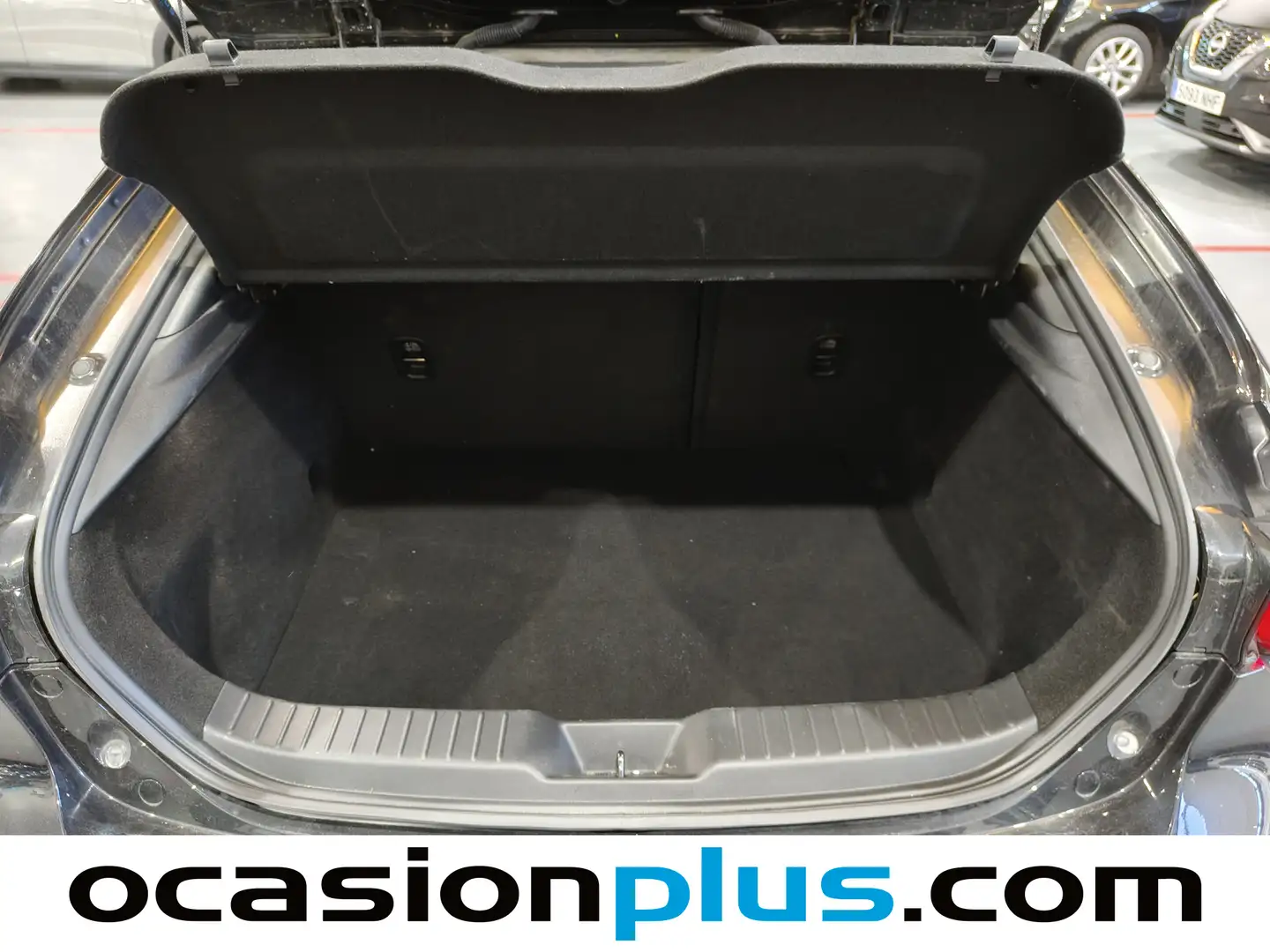 Foto Mazda Mazda3 Mazda Mazda 3 2.5L E-SKY G MHEV Prime-line (140 CV)