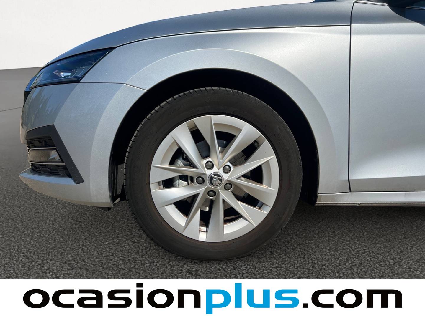 Foto Skoda Octavia Skoda Octavia 1.0 TSI MHEV Selection DSG (110 CV)