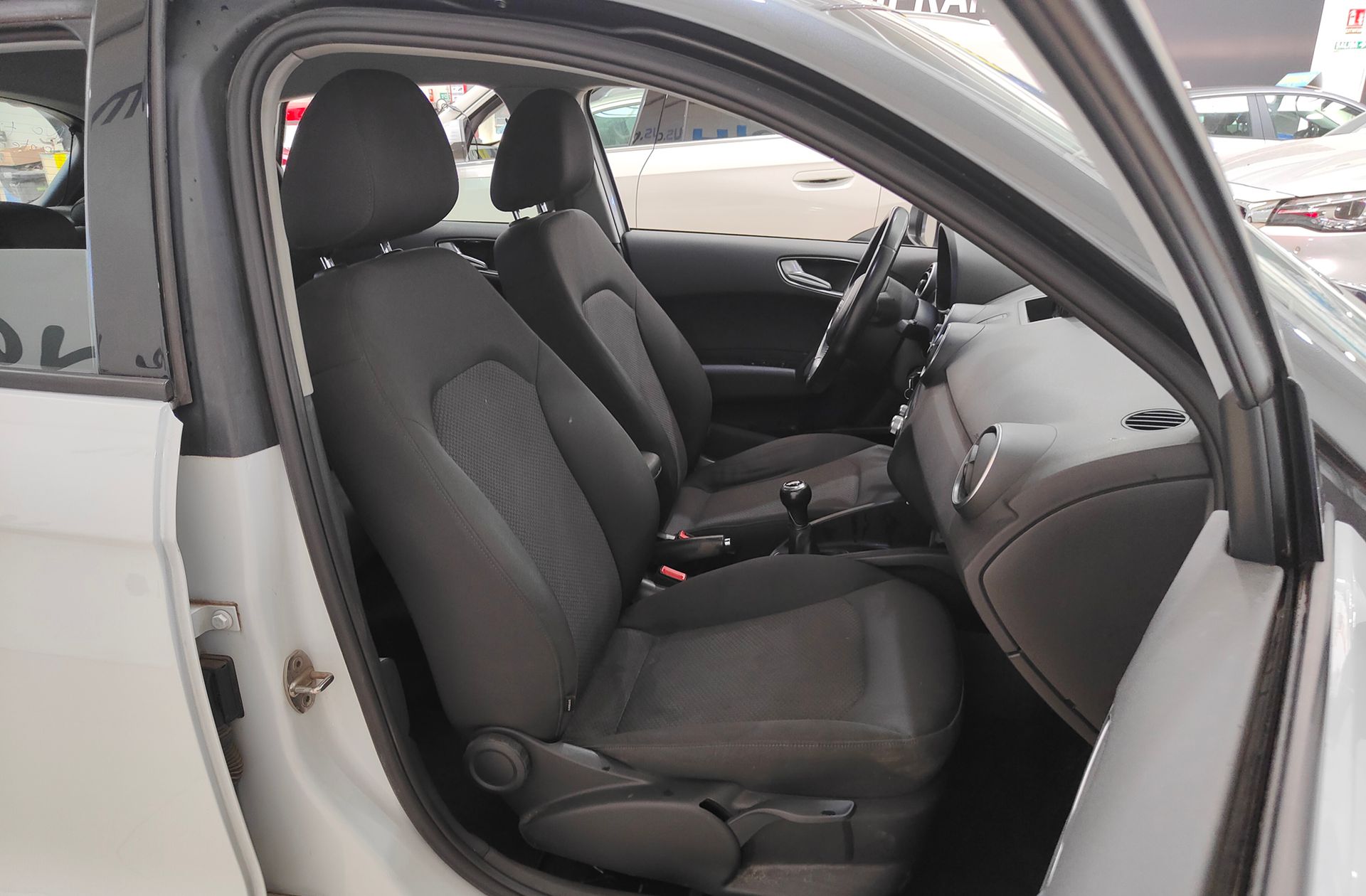 Audi A1 Sportback Attraction 1.0 TFSI - foto 16
