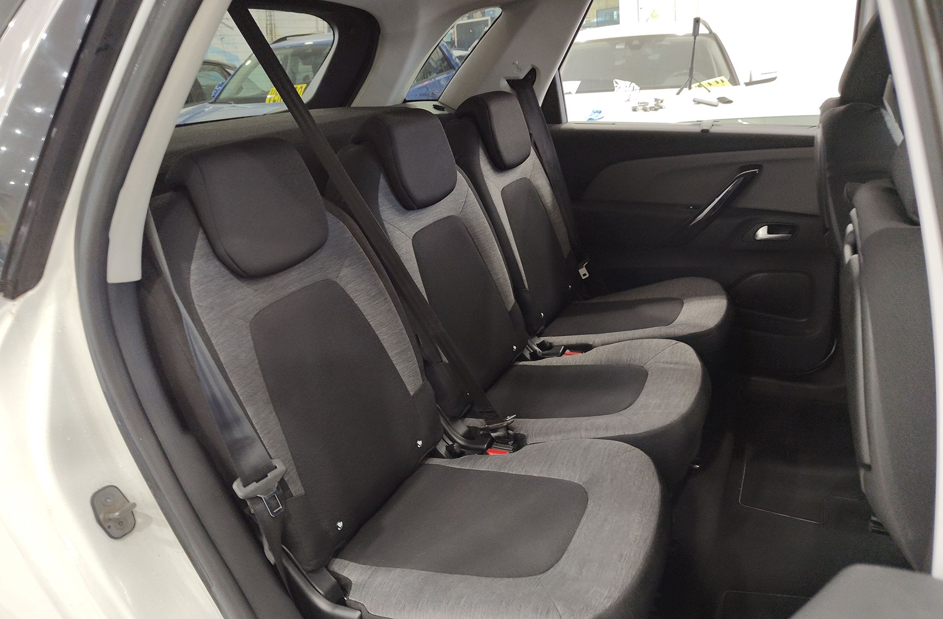 Citroën C4 SpaceTourer PureTech 130 Feel EAT8 - foto 18