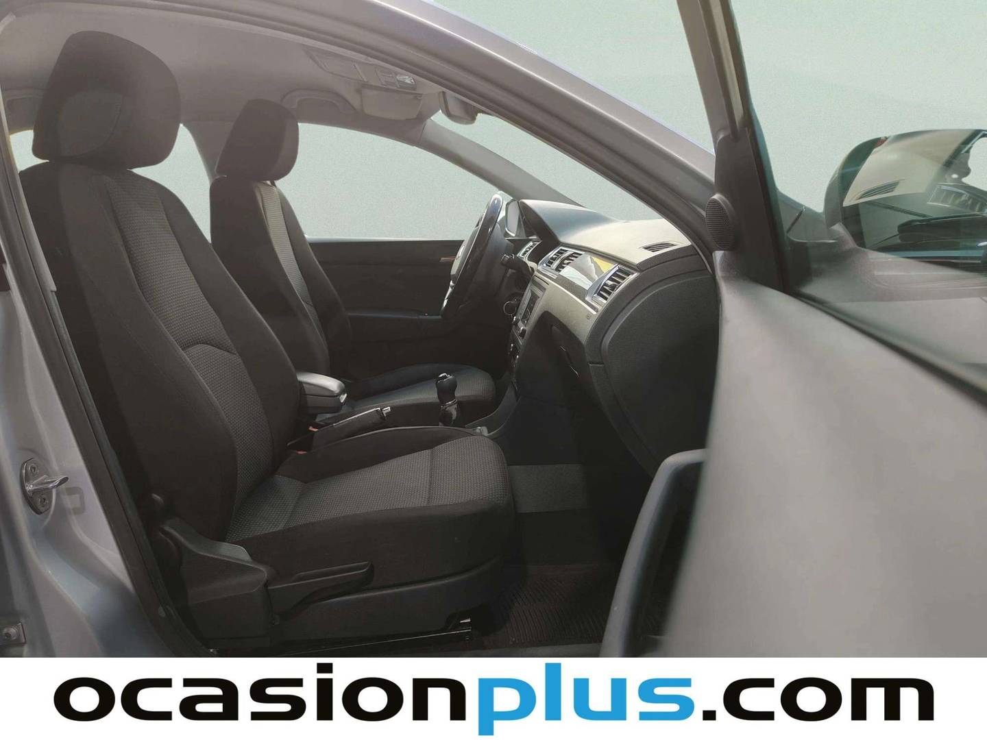 Foto asientos traseros Seat Toledo Seat Toledo 1.6 TDI CR S&S Style (115 CV)