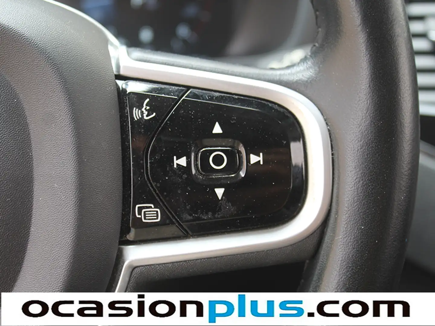 Foto Volvo XC90 Volvo XC90 B5 D Momentum Pro AWD Auto (235 CV) 7 Plazas