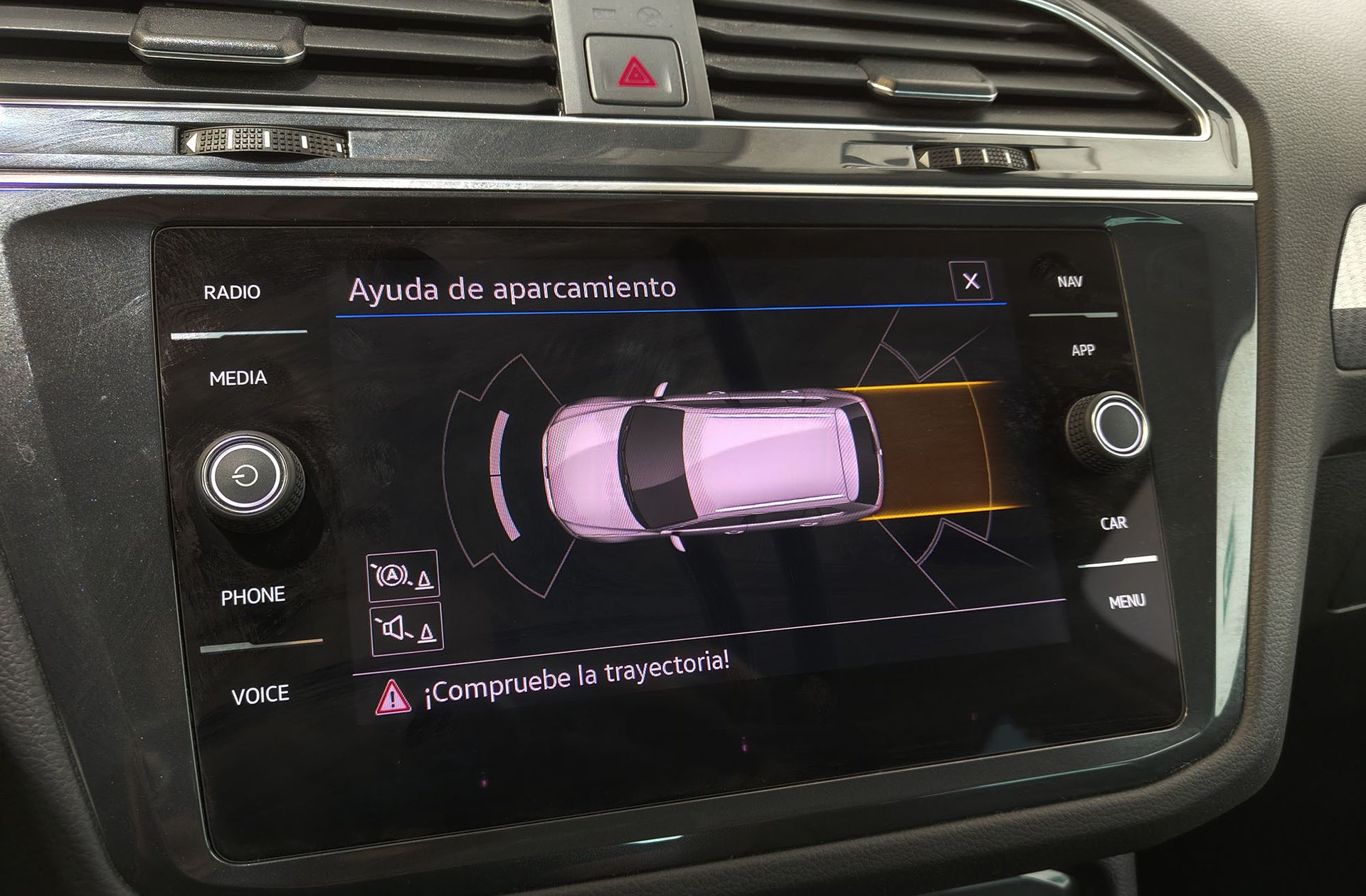 Volkswagen Tiguan Life 2.0 TDI DSG - foto 9