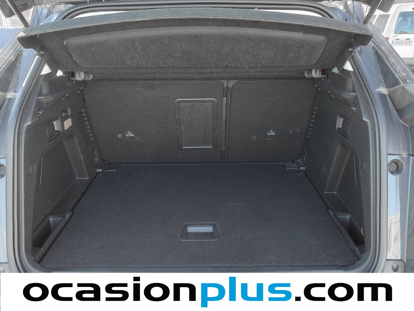 Foto Peugeot 3008 Peugeot 3008 1.5L BlueHDi (130CV) S&S Active