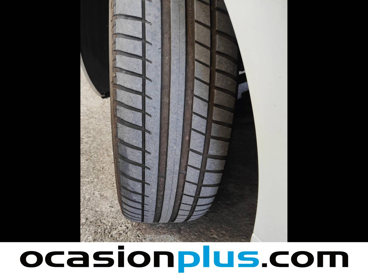 Foto Peugeot 208 Peugeot 208 BlueHDi 100 Tech Edition (99 CV)