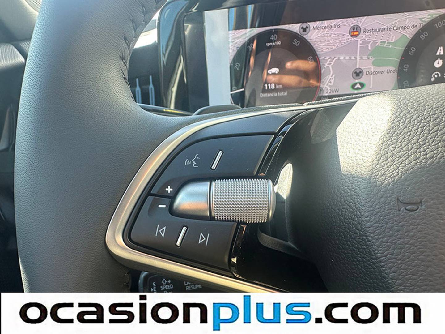 Foto Skoda Superb Skoda Superb 1.5 TSI m-HEV Essence DSG (150 CV)