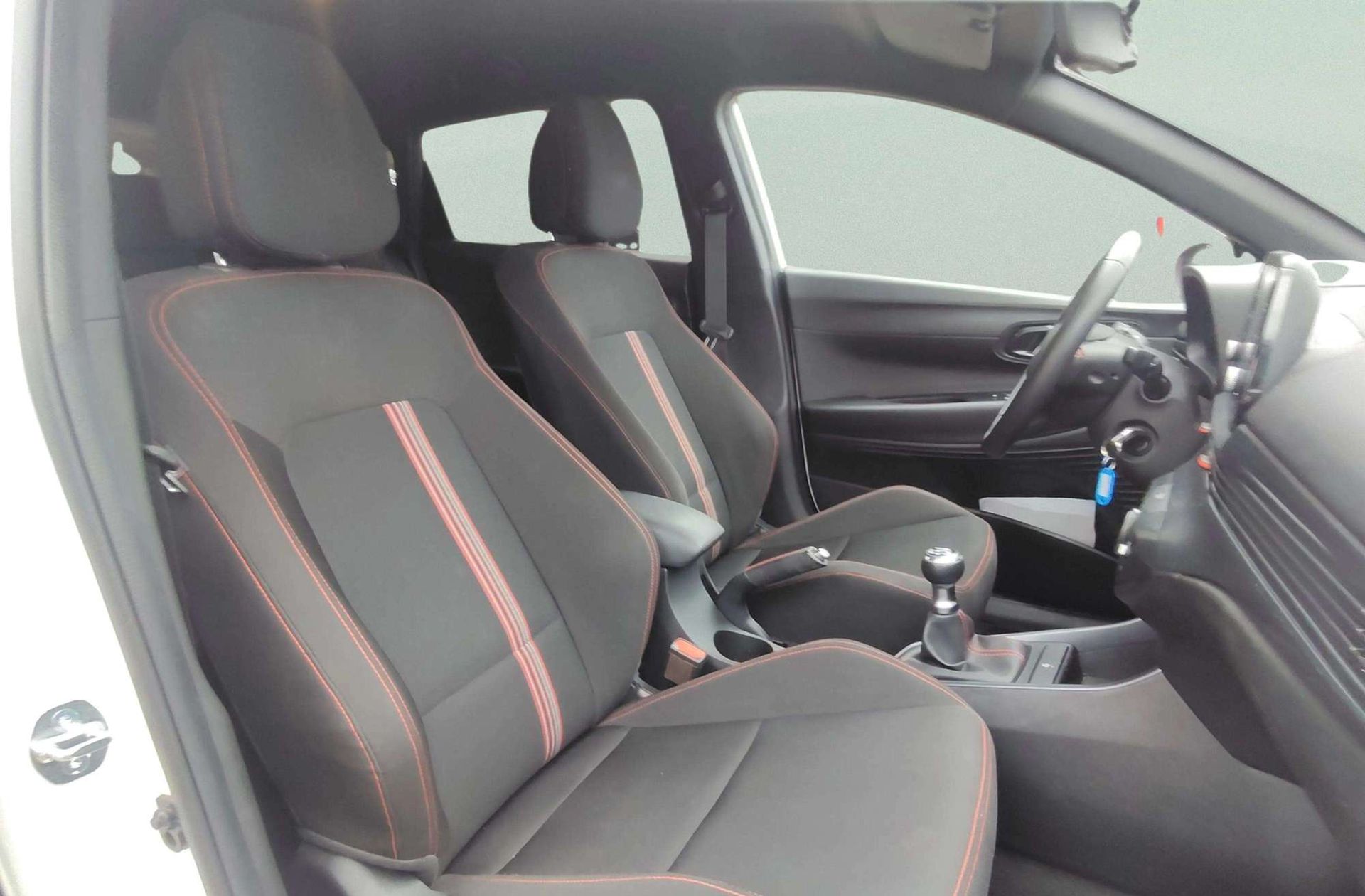 Hyundai i20 1.2 MPI N Line 30 Aniversario - foto 15