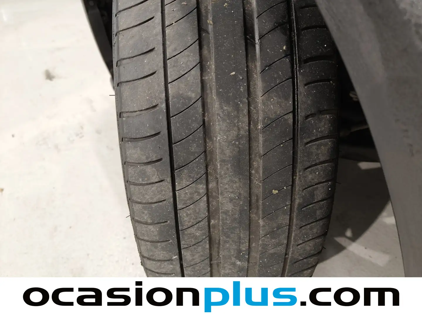 Foto Toyota C-HR Toyota C-HR 1.8 125H Advance (122 CV)