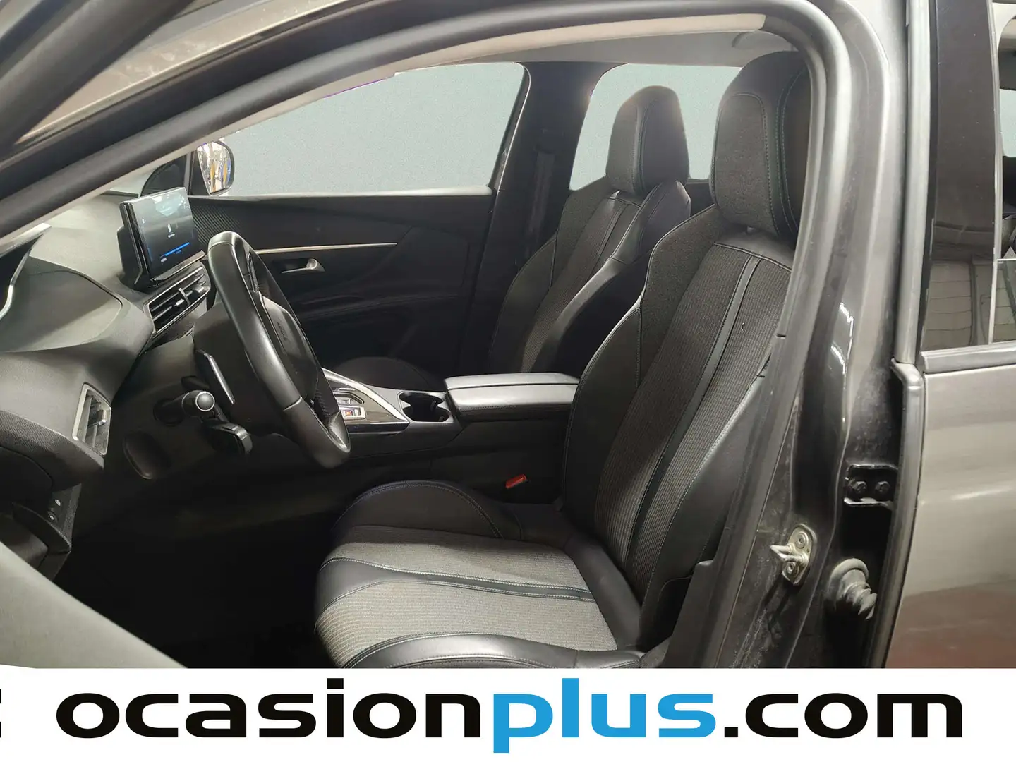 Foto Peugeot 5008 Peugeot 5008 PureTech 130 S&S Allure EAT8 (130 CV) 7 Plazas