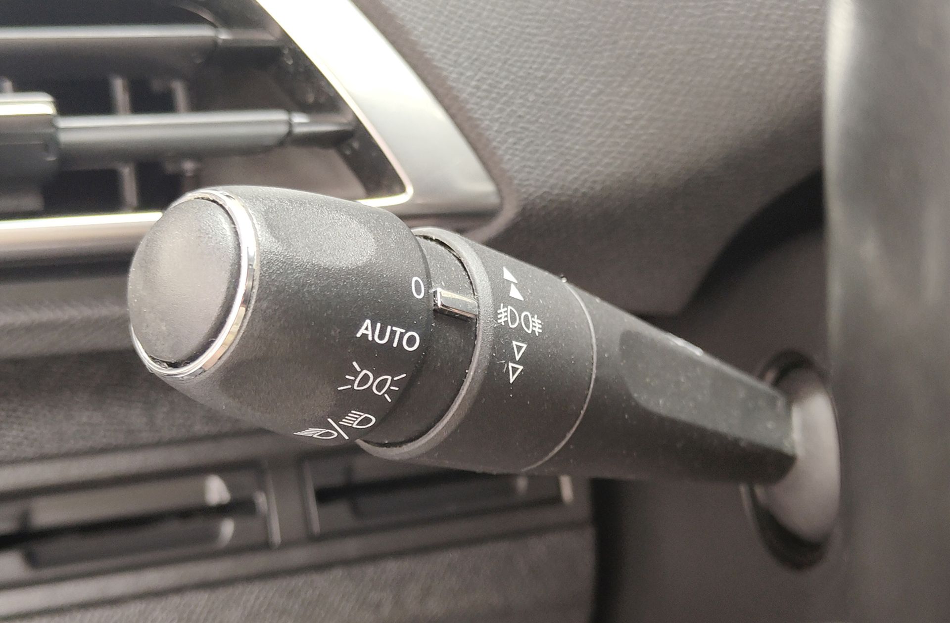 Peugeot 5008 PureTech 130 Allure 7 plazas - foto 27