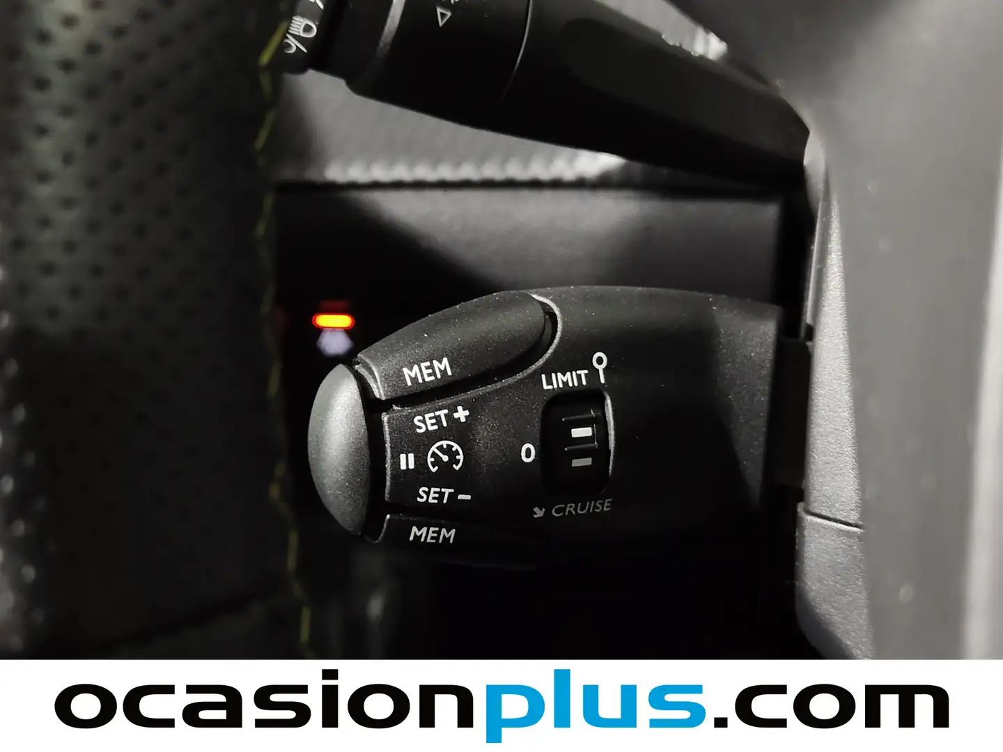 Foto Peugeot 208 Peugeot 208 BlueHDi 100 GT (100 CV)