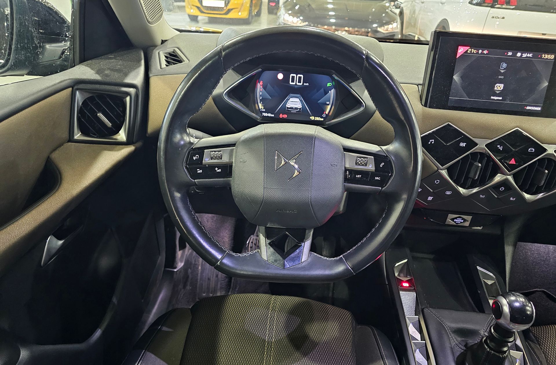 DS DS 3 Crossback BlueHDi 110 So Chic - foto 24