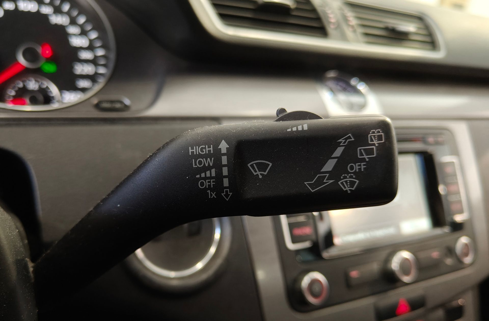 Volkswagen Passat Variant Exclusive 2.0 TDI BMT DSG - foto 28