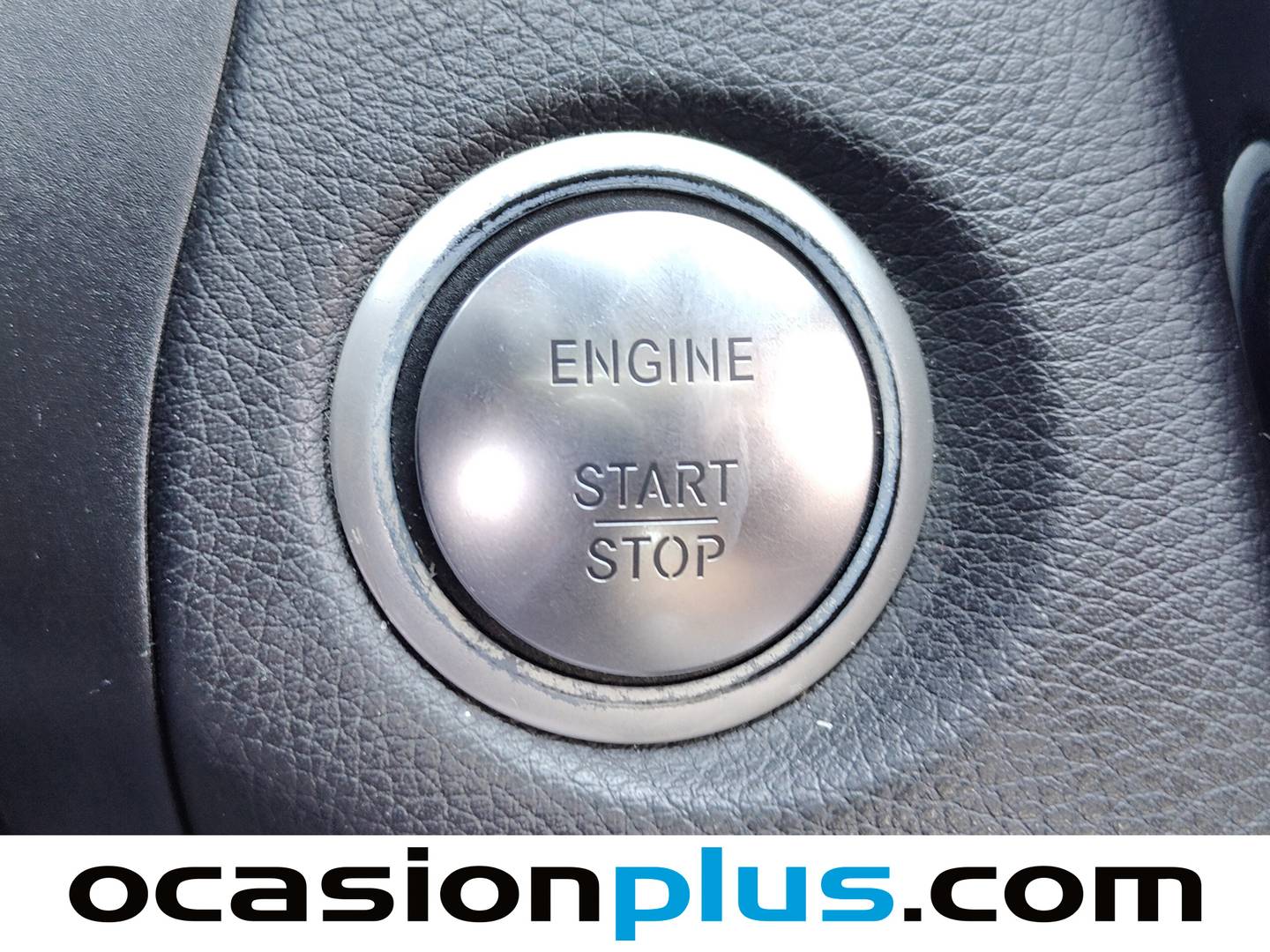 Equipamiento del Mercedes Clase C Mercedes Clase C C 220 BlueTEC AMG Line (170 CV)