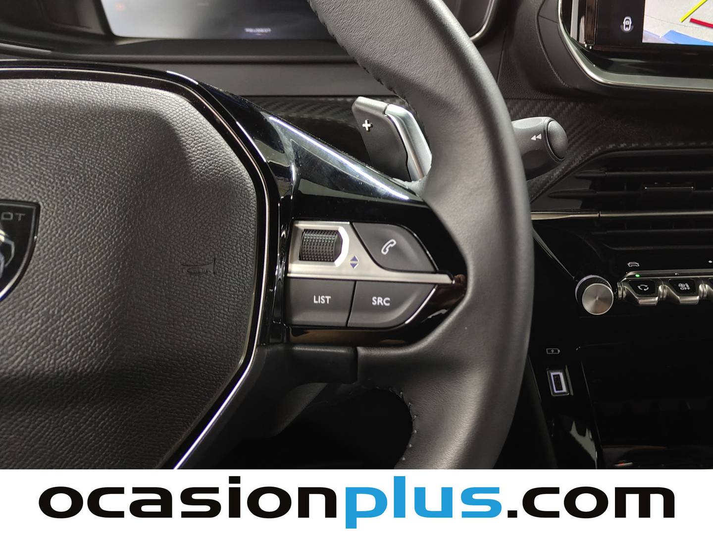 Foto Peugeot 2008 Peugeot 2008 Allure Hybrid eDCS6 (136 CV)