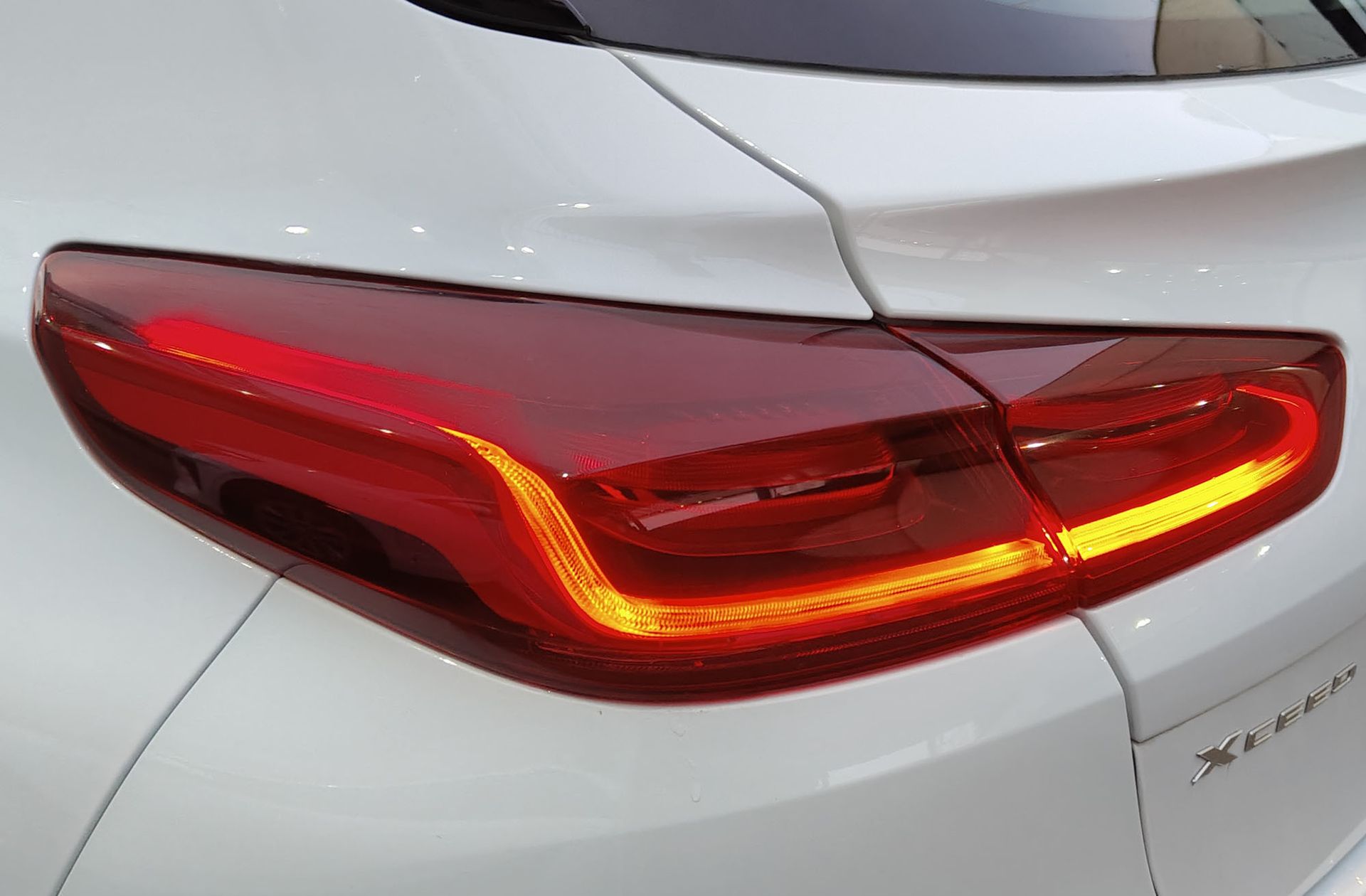 Kia XCeed 1.0 T-GDi Drive - foto 16