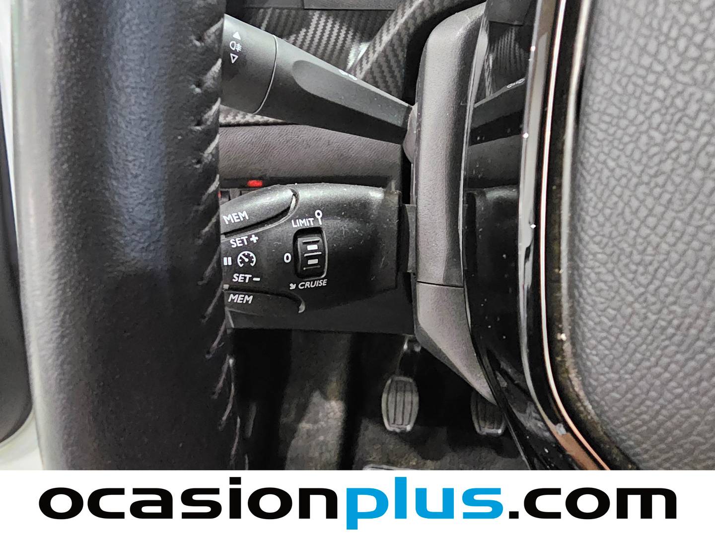 Foto Peugeot 2008 Peugeot 2008 PureTech 130 S&S Allure Pack (130 CV)