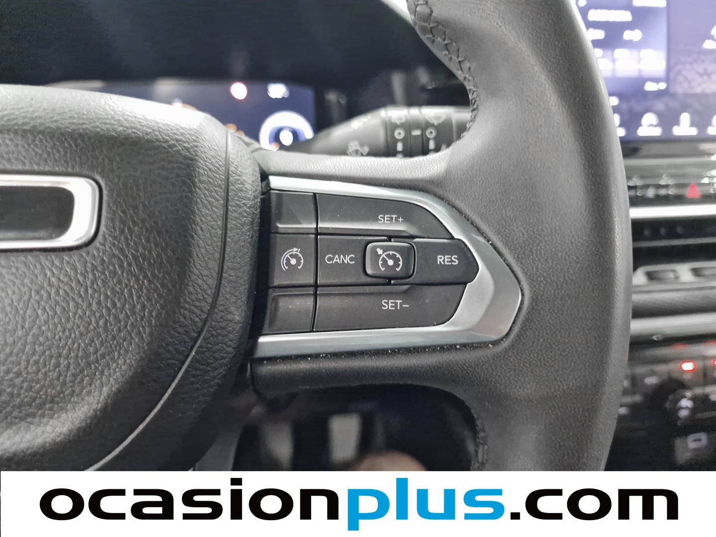 Foto Jeep Compass Jeep Compass 1.3 Gse Night Eagle FWD MT (130 CV)