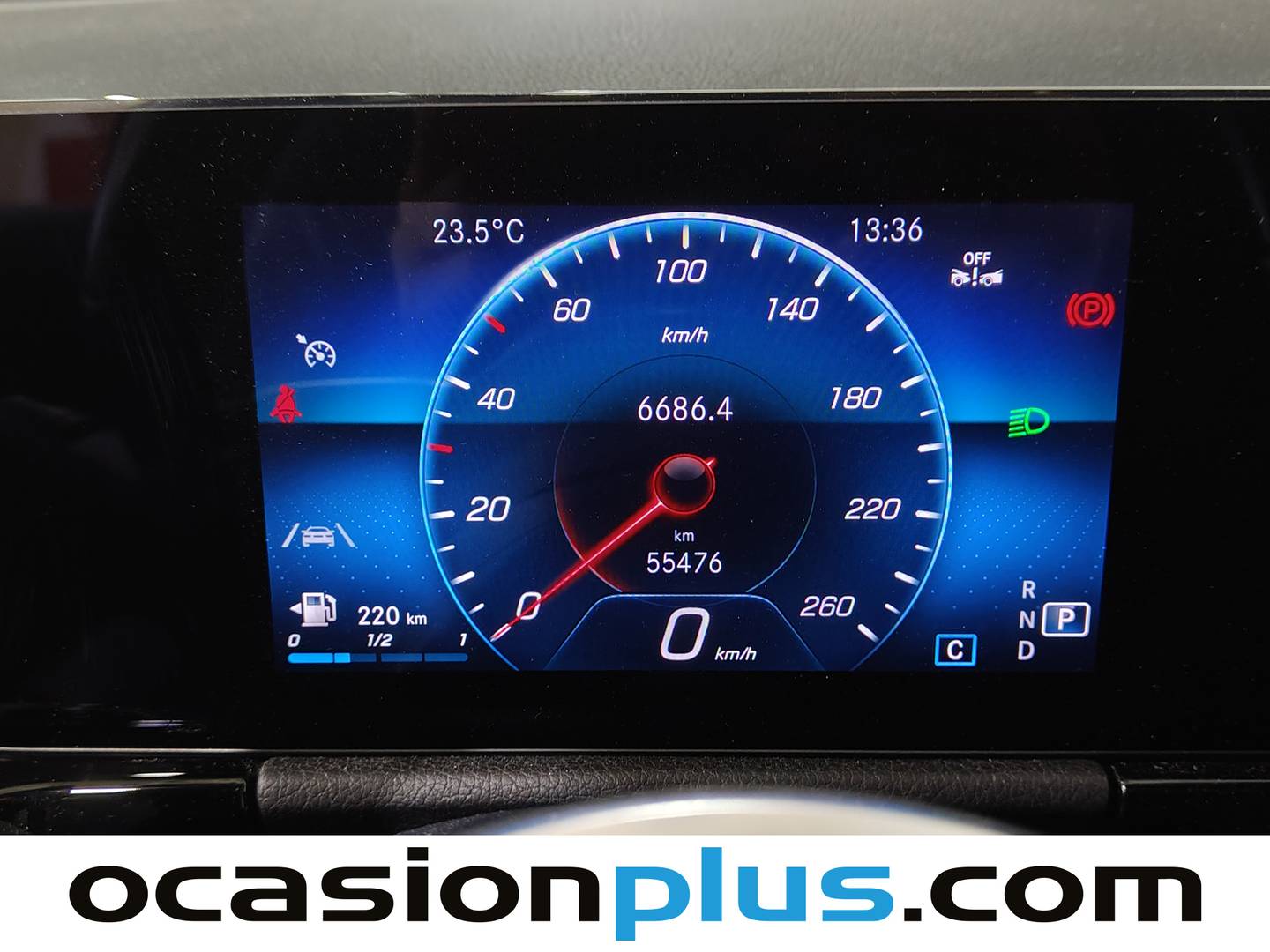 Foto Mercedes GLA Mercedes-Benz GLA 200 D (150 CV)