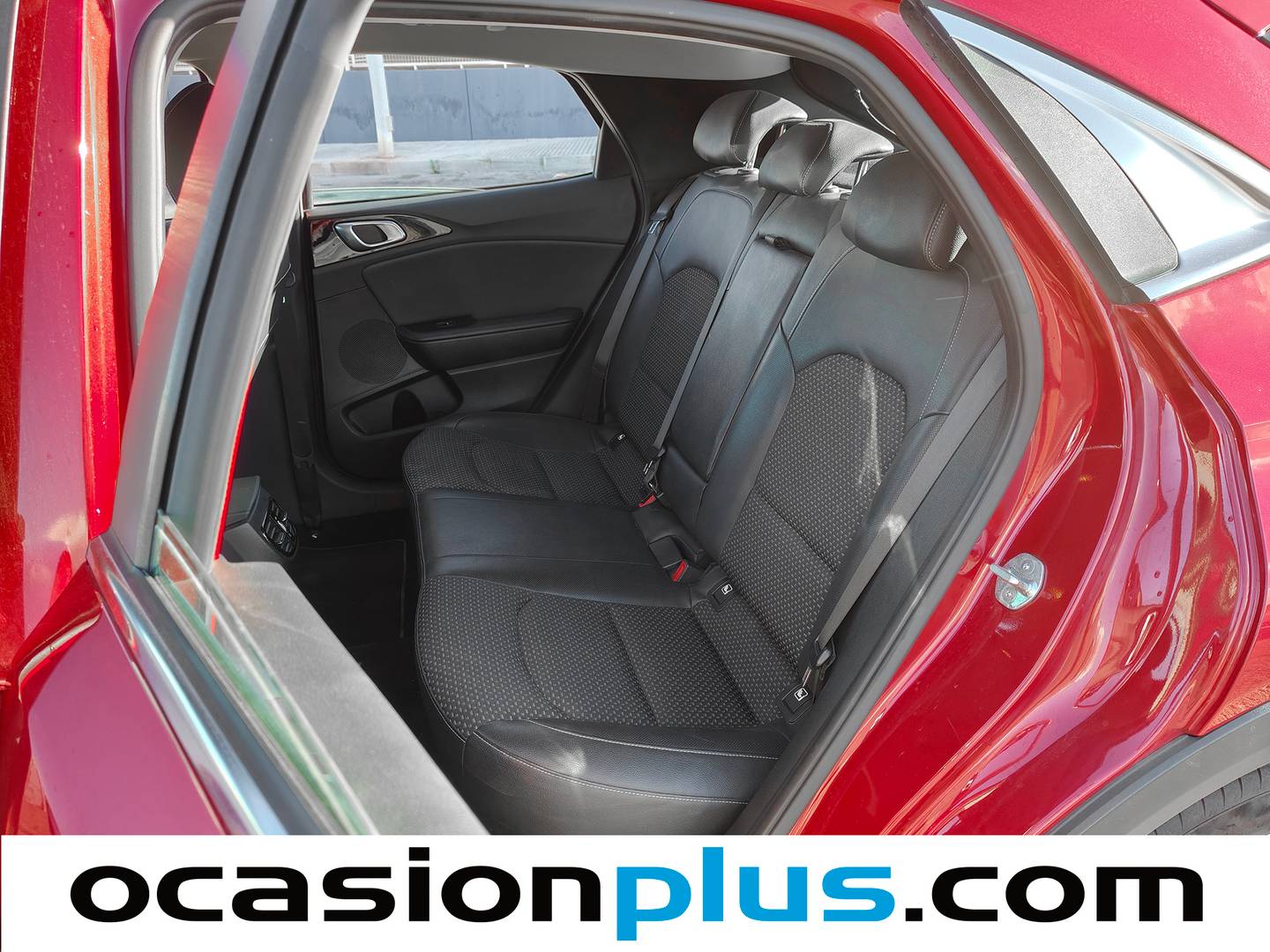 Foto asientos traseros KIA XCeed KIA XCeed 1.0 T-GDi Tech (120 CV)