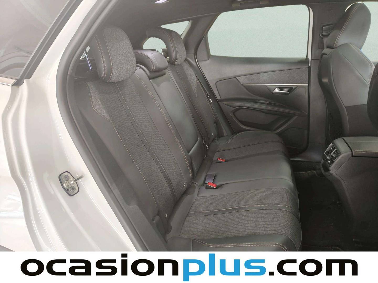 Foto Peugeot 3008 Peugeot 3008 THP 165 GT Line S&S Auto (165 CV)