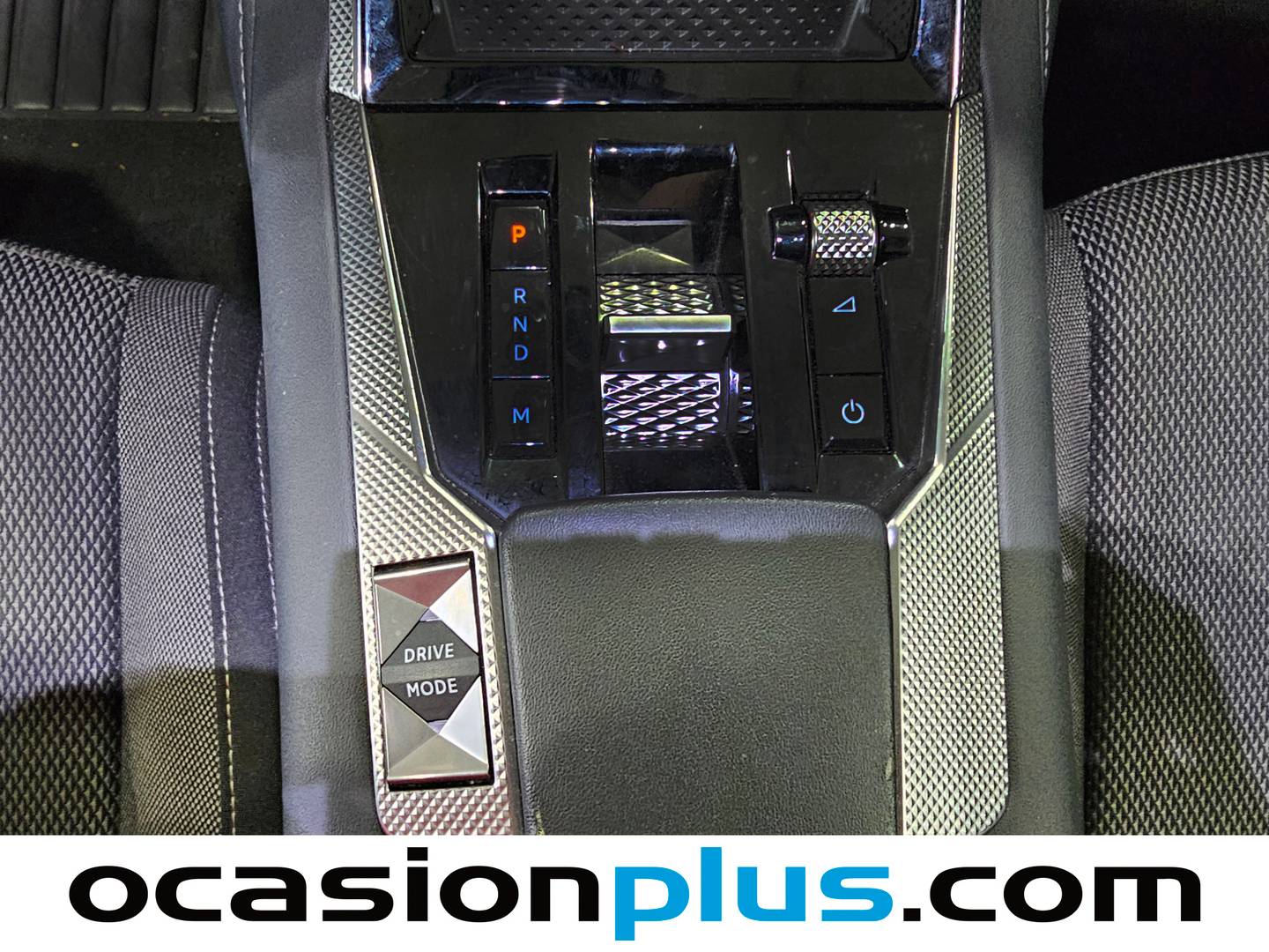 Foto DS DS 4 DS DS4 PureTech 130 Bastille Auto (130 CV)