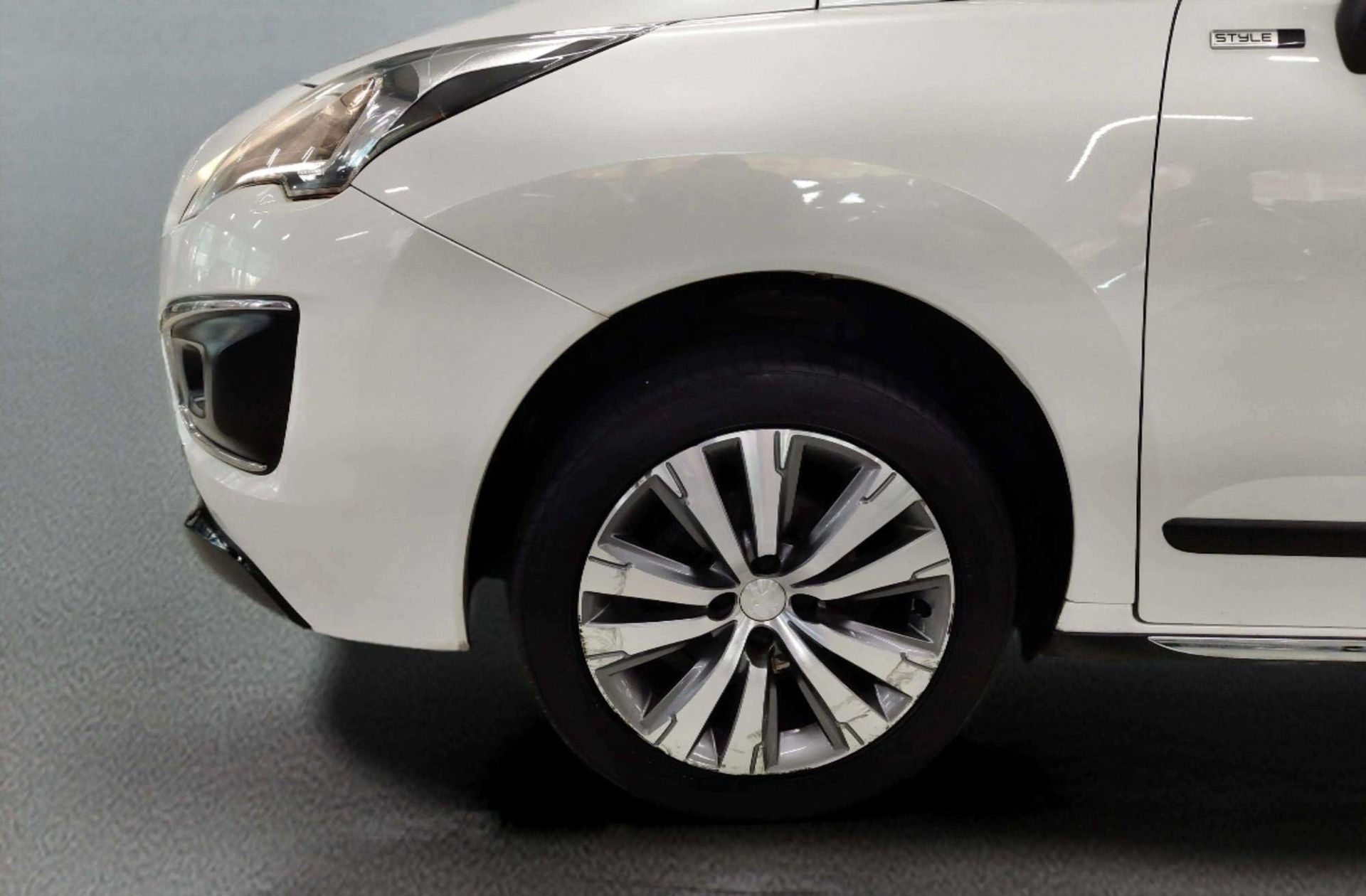 Peugeot 3008 1.6 BlueHDi FAP Style - foto 38