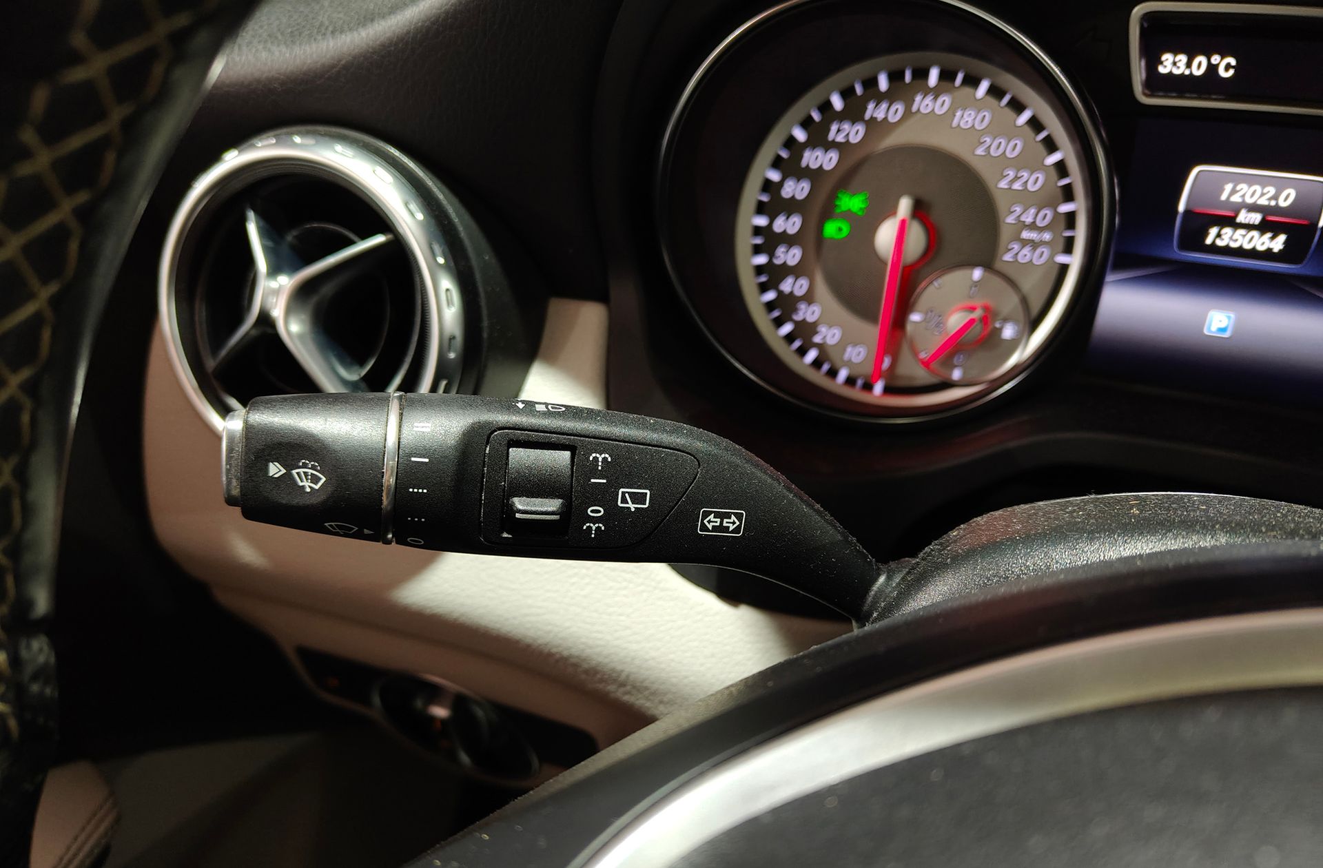 Mercedes-Benz GLA 200 CDI Style - foto 25