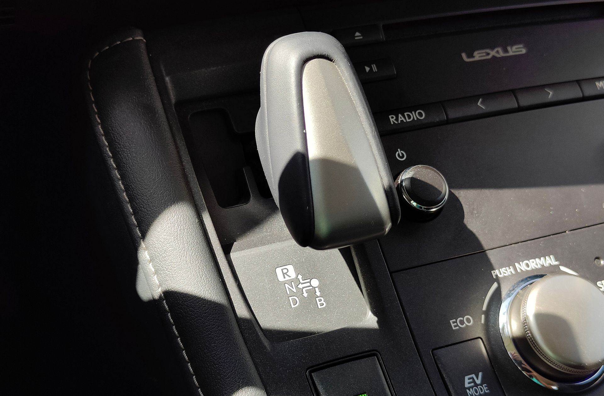 Lexus CT 200h Executive - foto 5