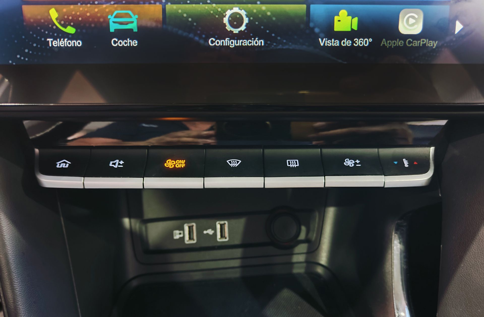 MG ZS 1.0T Luxury - foto 37