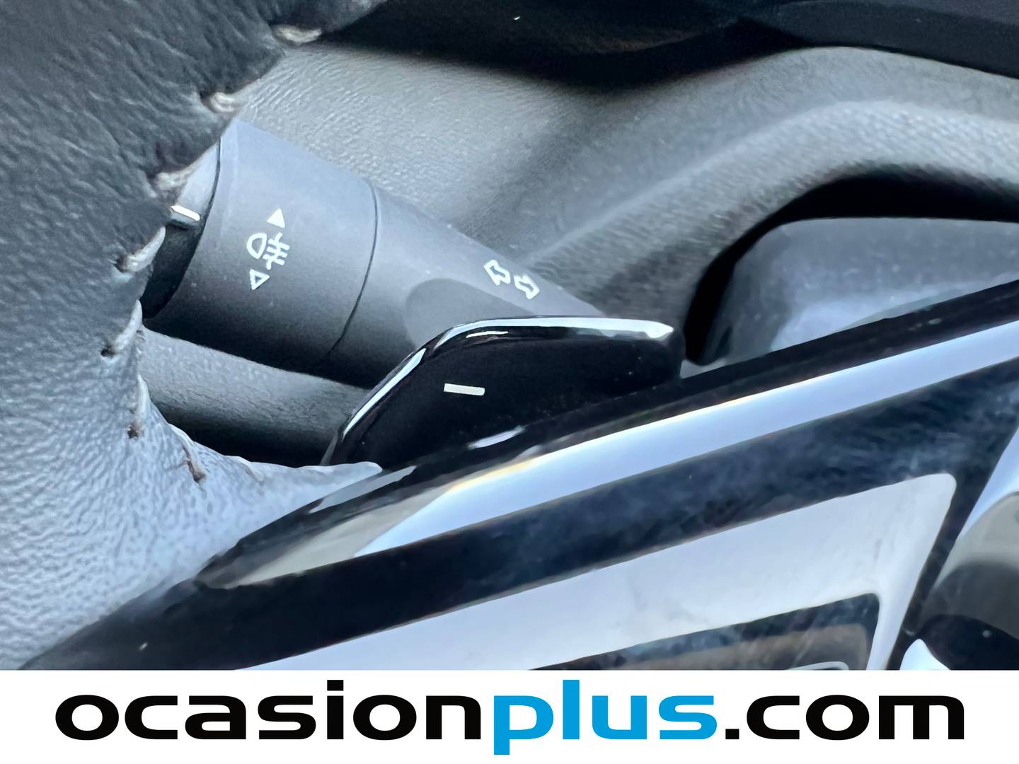 Foto Peugeot 308 Peugeot 308 PureTech 130 S&S Active Pack EAT8 (130 CV)