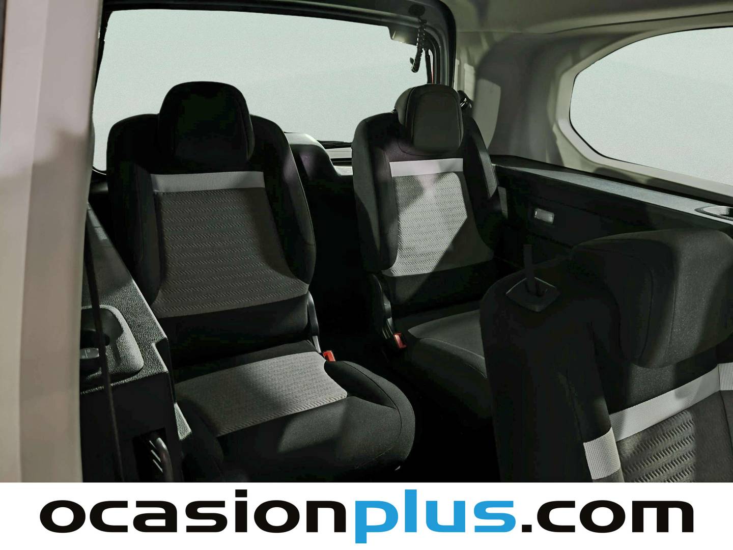 Foto asientos delanteros Citroën Berlingo Citroën Berlingo BlueHDi 100 S&S Plus Talla XL (102 CV)