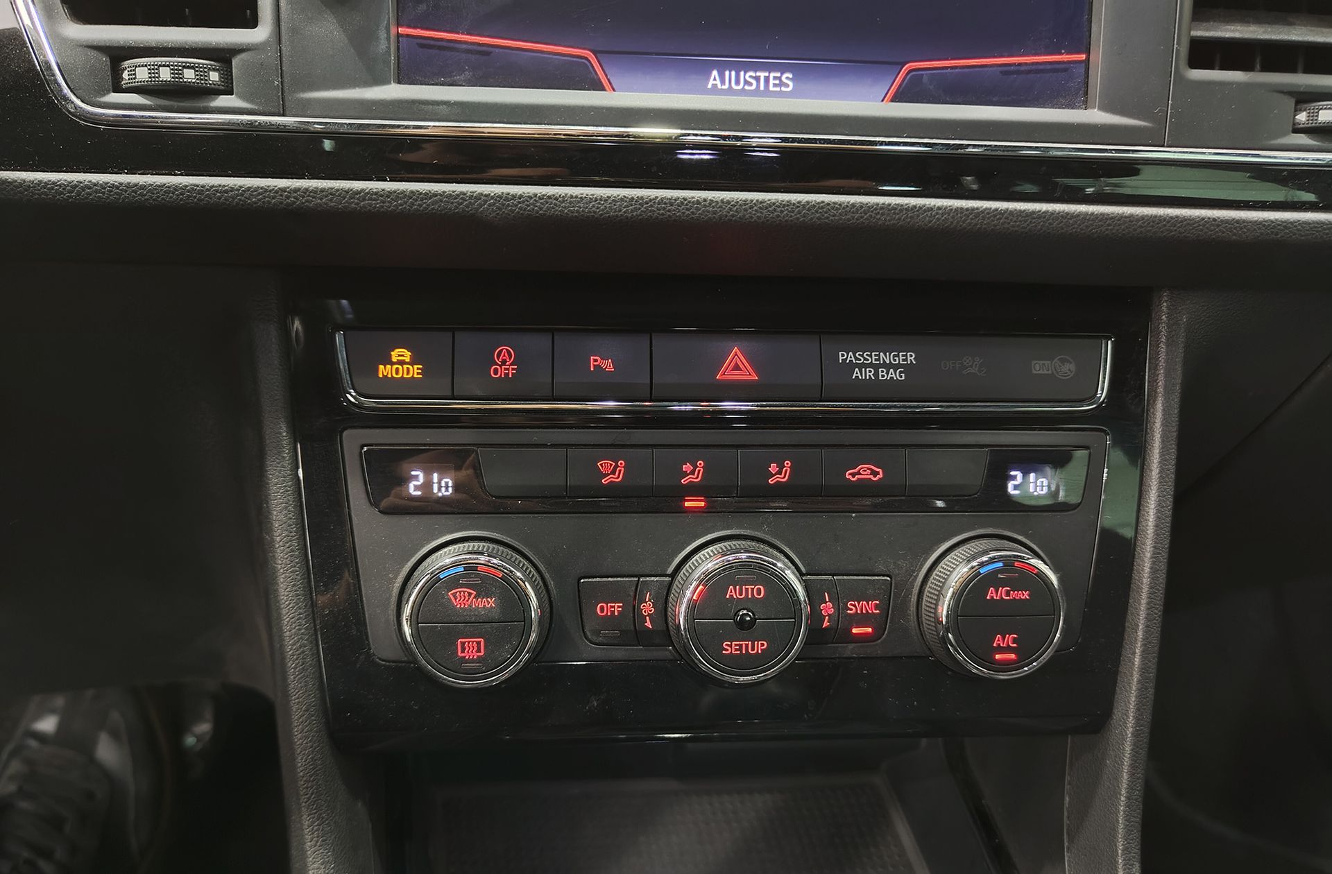 SEAT León 2.0 TDI FR Plus - foto 30