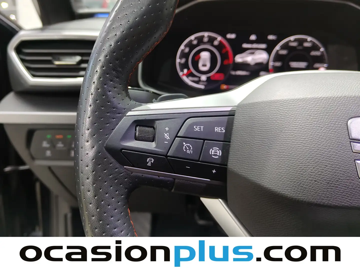 Foto Seat León SEAT León ST 1.5 eTSI S&S FR Go L DSG (150 CV)