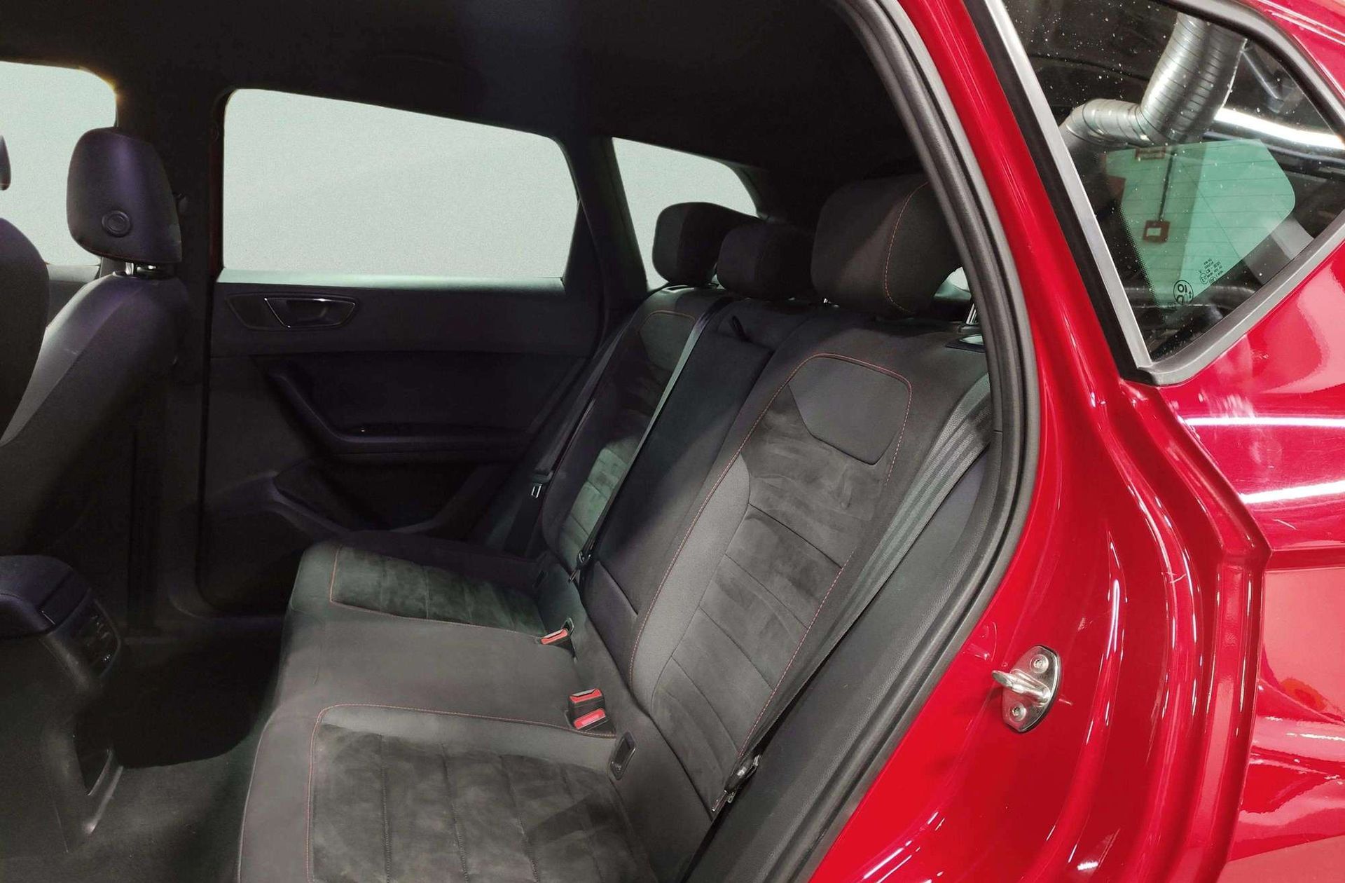 SEAT Ateca 2.0 TSI FR 4Drive DSG - foto 14