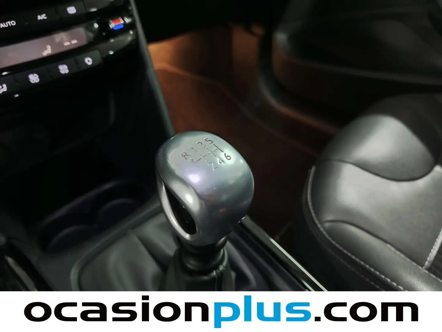 Foto Peugeot 2008 Peugeot 2008 PureTech 130 S&S Allure (130 CV)