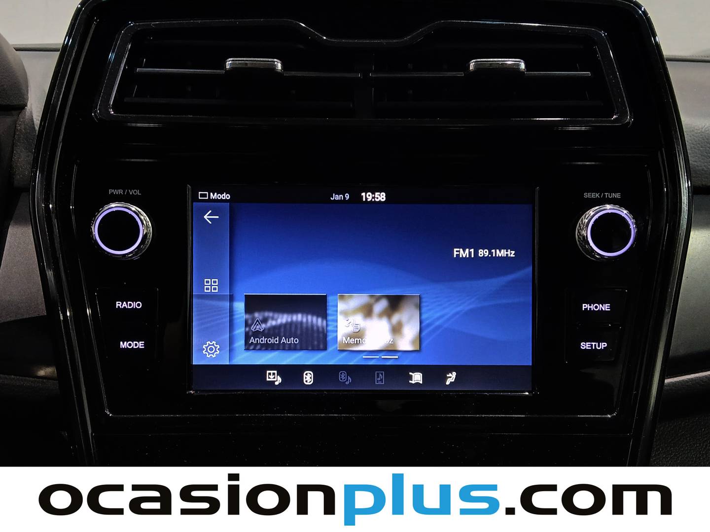 Foto SsangYong Tivoli Ssangyong Tivoli G12T Urban Plus  (128 CV)