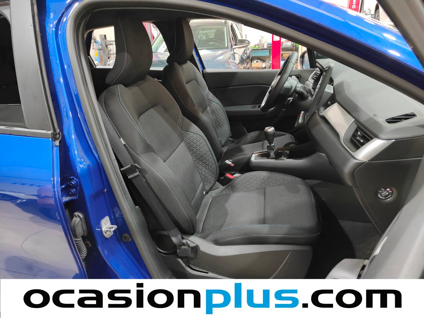 Foto Mitsubishi ASX Mitsubishi ASX 130T MHEV Motion (140 CV) siete plazas