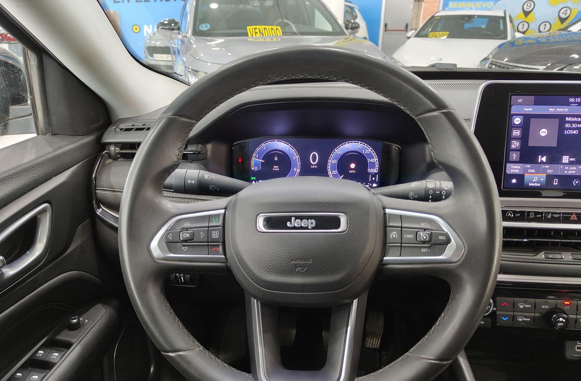 Jeep Compass 1.3 Gse Night Eagle FWD - foto 21