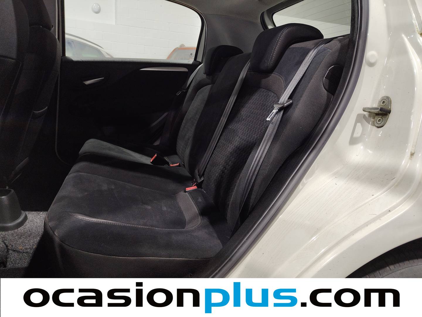 Foto asientos traseros Fiat Punto Fiat Punto 1.4 S&S Easy (77 CV)